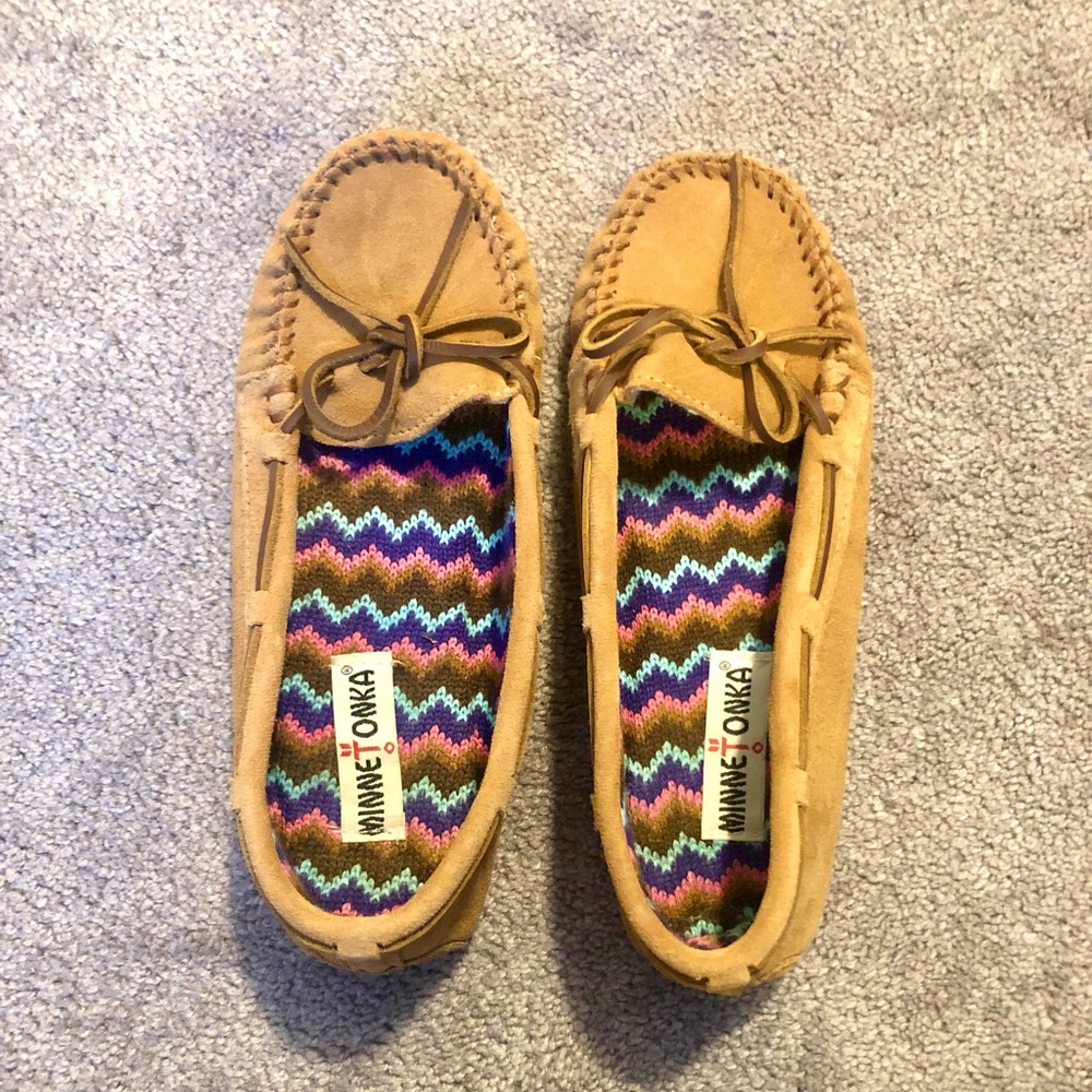 Minnetonka Moccasins - barely worn!